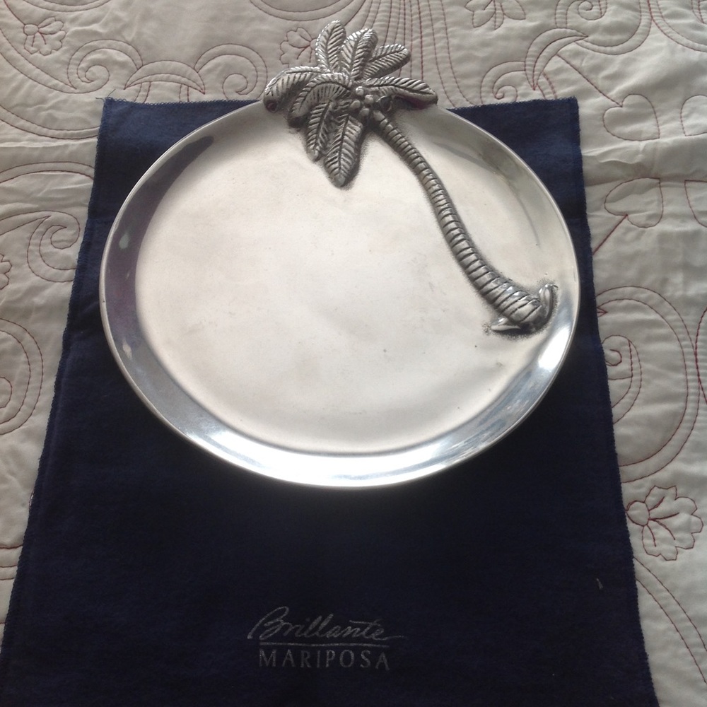 New, never used Mariposa Brillante palm tree plate